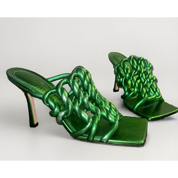 ❗️BOTTEGE VENETA HEELS❗️ - Picture 2 of 8